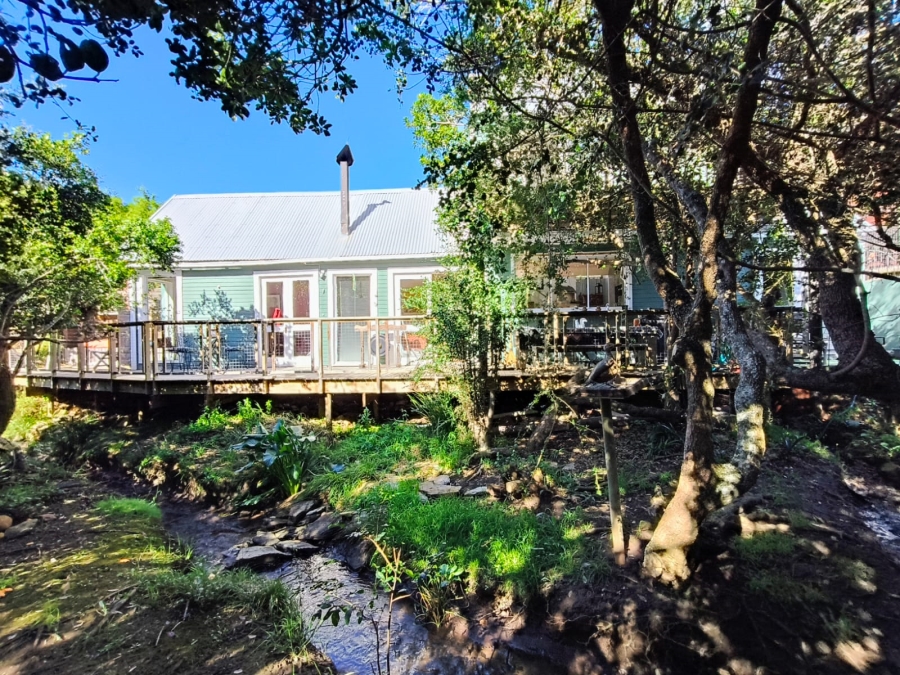 3 Bedroom Property for Sale in Wavecrest Eastern Cape